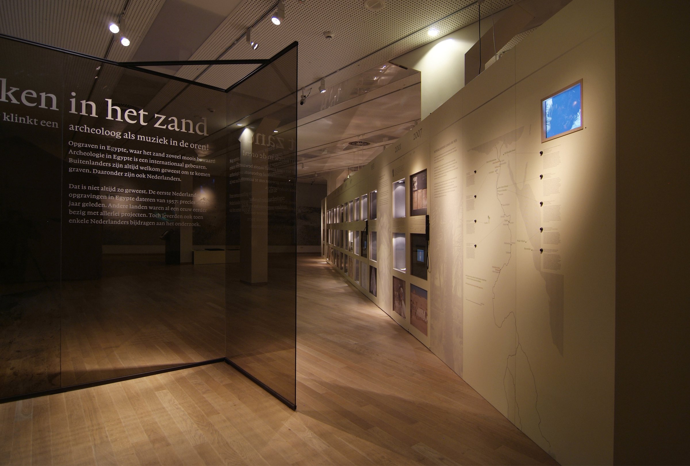 Hakken in het Zand — exhibition view 1